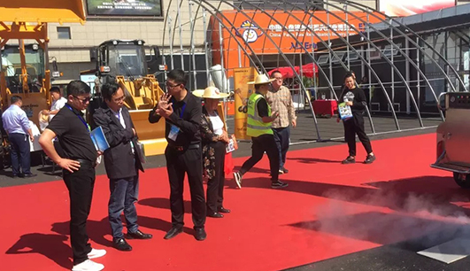 乐动体育·（中国）体育官方网站携带设备参加盘锦展会(图2)